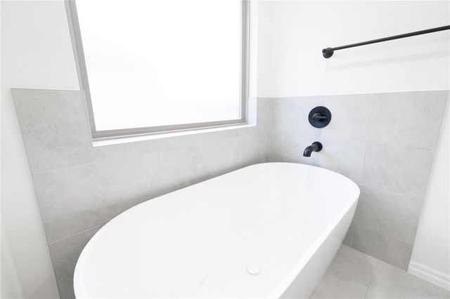 16129 Thistle Terrace, Edmond, OK 73013