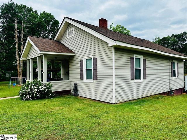 13 Lawrence Street, Lyman, SC 29365