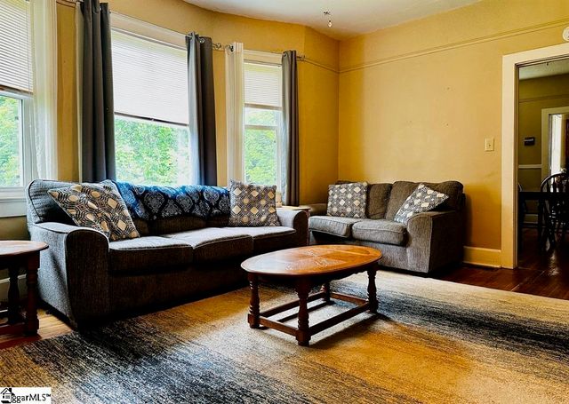 13 Lawrence Street, Lyman, SC 29365