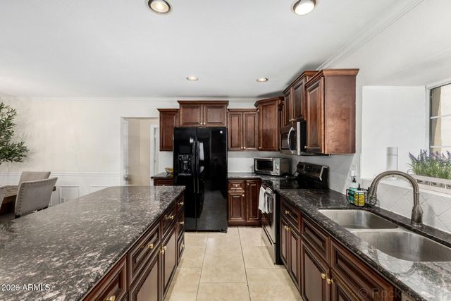 906 E JASMINE Street, Mesa, AZ 85203