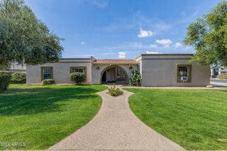 906 E JASMINE Street, Mesa, AZ 85203