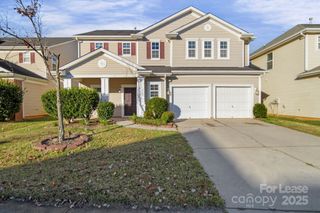 6223 Woodland Commons Drive, Charlotte, NC 28269