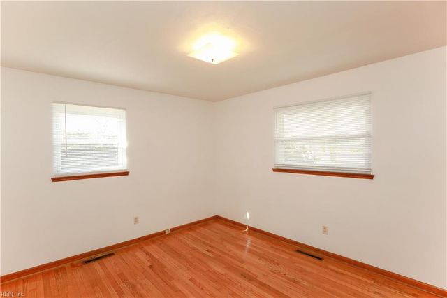 2 Polaris St # A, Hampton, VA 23669