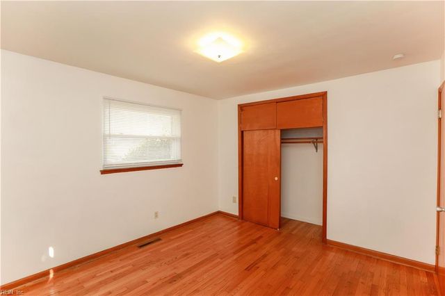 2 Polaris St # A, Hampton, VA 23669