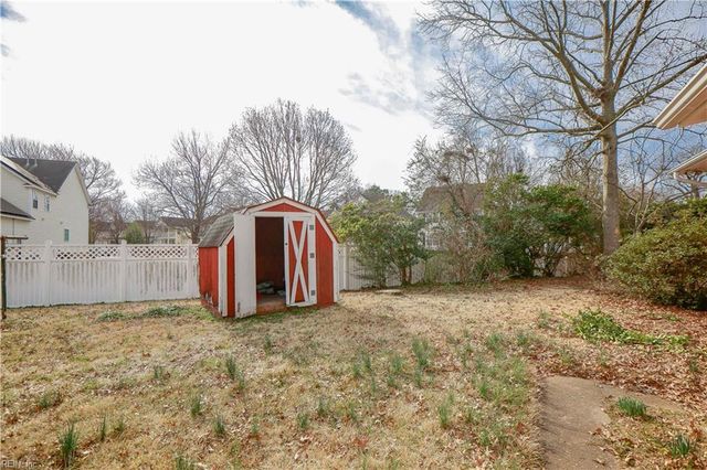 2 Polaris St # A, Hampton, VA 23669