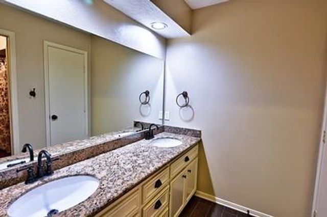 3335 Torrey Pines Drive, Montgomery, TX 77356