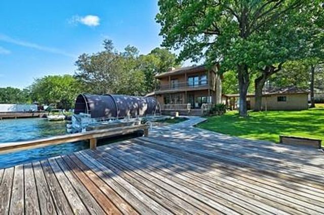 3335 Torrey Pines Drive, Montgomery, TX 77356