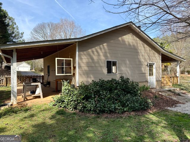 148 Swan Sanders Road, Hartwell, GA 30643