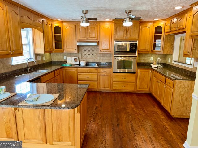 148 Swan Sanders Road, Hartwell, GA 30643