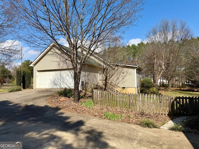 148 Swan Sanders Road, Hartwell, GA 30643