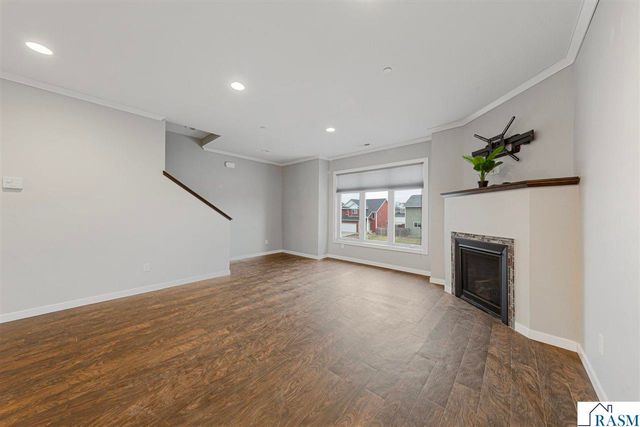 2155 Rolling Green Lane, North Mankato, MN 56003