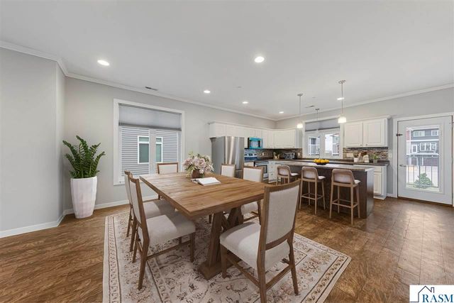 2155 Rolling Green Lane, North Mankato, MN 56003