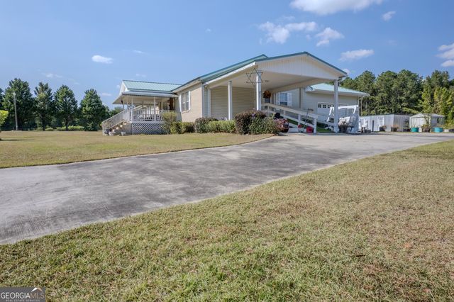 4499 Grady Mertz Road, Tennille, GA 31089