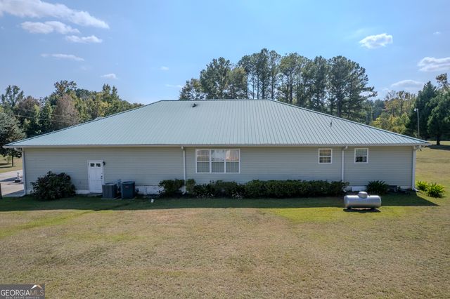 4499 Grady Mertz Road, Tennille, GA 31089