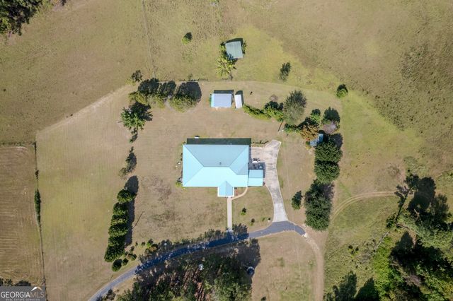 4499 Grady Mertz Road, Tennille, GA 31089