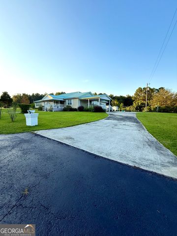 4499 Grady Mertz Road, Tennille, GA 31089