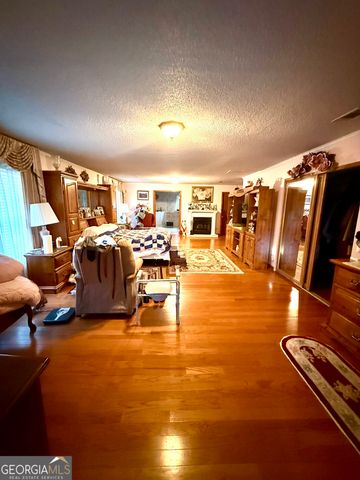 4499 Grady Mertz Road, Tennille, GA 31089