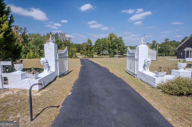 4499 Grady Mertz Road, Tennille, GA 31089