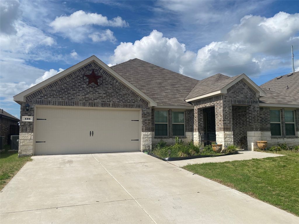 159 Mapleoak Drive, Caddo Mills, TX 75135