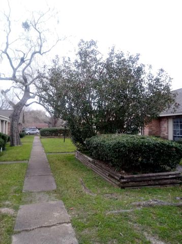 12728 Bexley Drive 2728, Houston, TX 77099