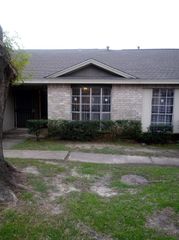 12728 Bexley Drive 2728, Houston, TX 77099