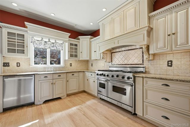 117 Liberty Avenue, Port Jefferson, NY 11777