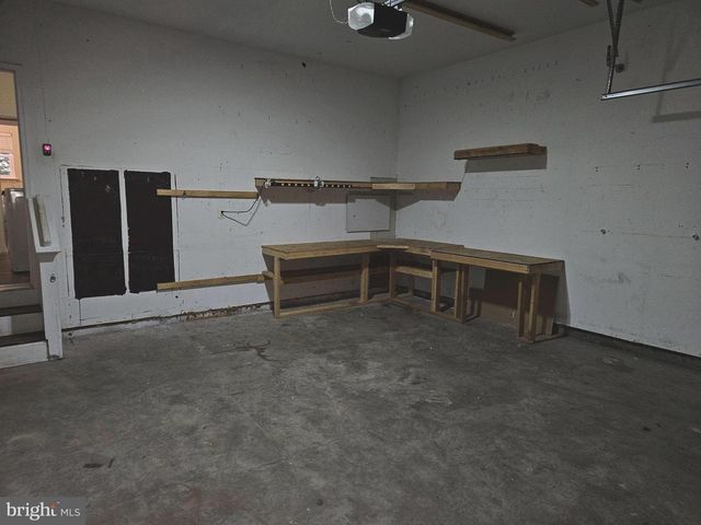 18 POWDER RIVER CT, Harpers Ferry, WV 25425