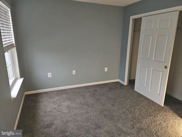 18 POWDER RIVER CT, Harpers Ferry, WV 25425