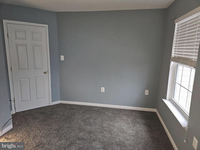 18 POWDER RIVER CT, Harpers Ferry, WV 25425