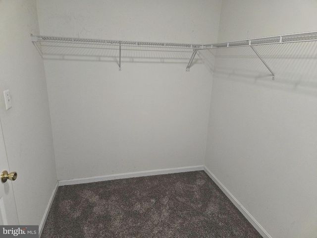 18 POWDER RIVER CT, Harpers Ferry, WV 25425