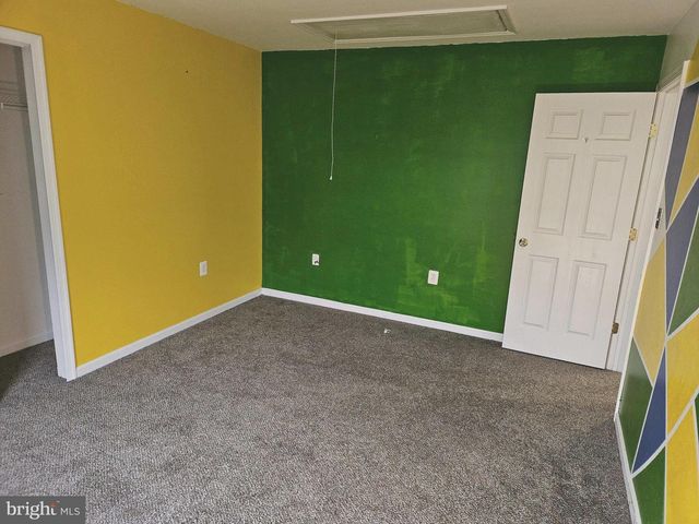 18 POWDER RIVER CT, Harpers Ferry, WV 25425