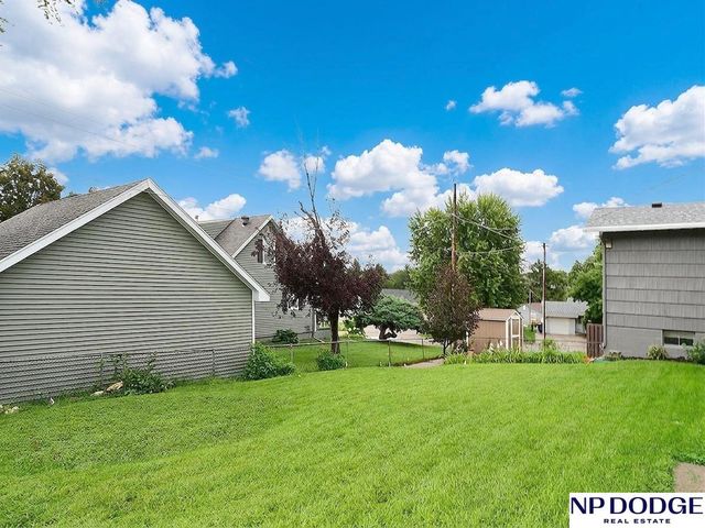 11114 Westover Road, Omaha, NE 68114