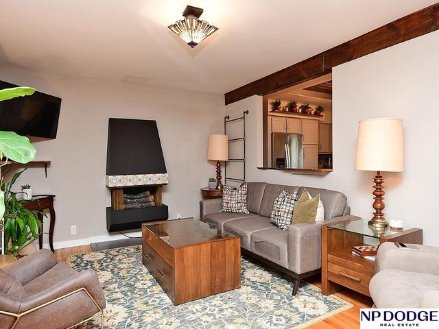 11114 Westover Road, Omaha, NE 68114