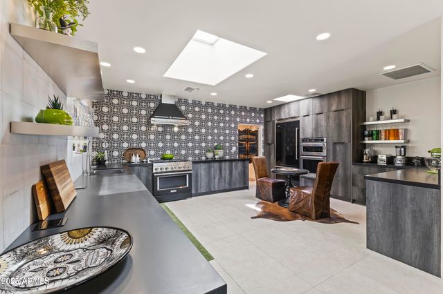 1018 N BOULDER Drive, Carefree, AZ 85377