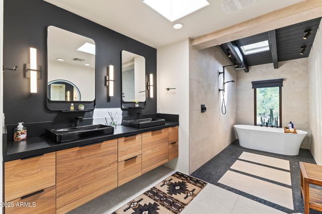 1018 N BOULDER Drive, Carefree, AZ 85377