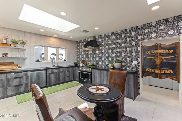 1018 N BOULDER Drive, Carefree, AZ 85377