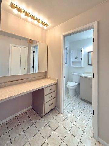7826 Dunham Road, Downers Grove, IL 60516