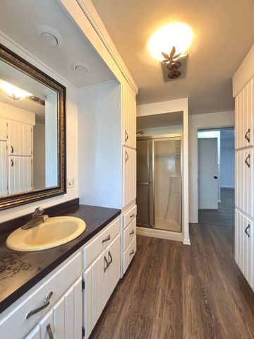 7826 Dunham Road, Downers Grove, IL 60516