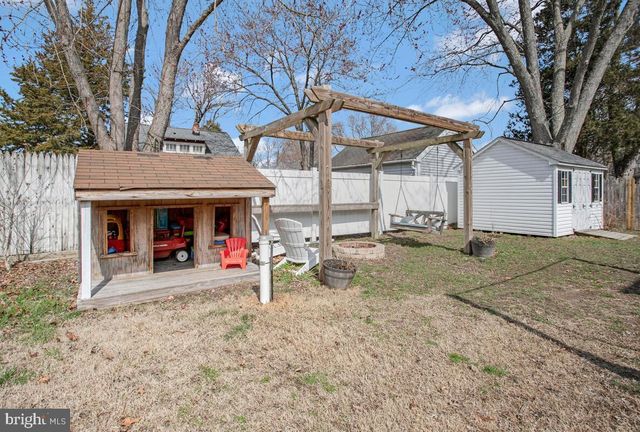 1168 MAPLE AVE, Shady Side, MD 20764