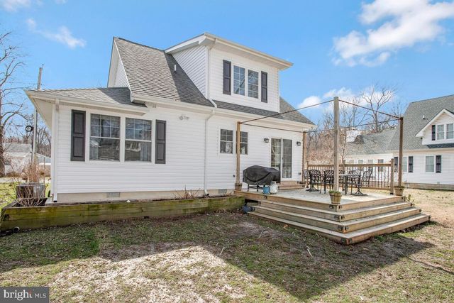 1168 MAPLE AVE, Shady Side, MD 20764