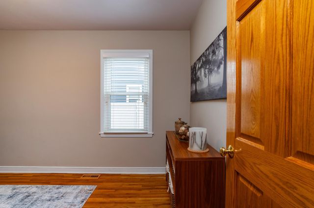 745 Mount Curve Boulevard, Saint Paul, MN 55116