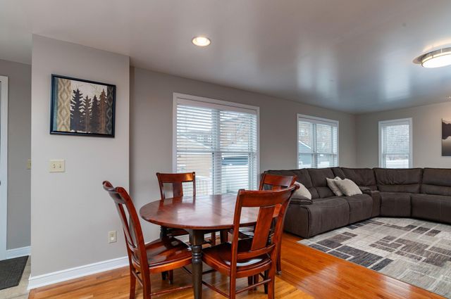 745 Mount Curve Boulevard, Saint Paul, MN 55116