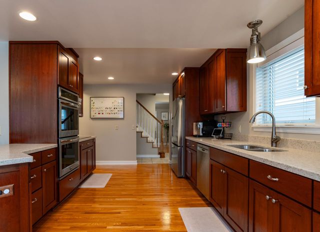 745 Mount Curve Boulevard, Saint Paul, MN 55116