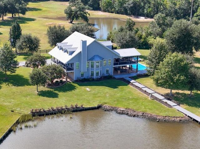 4225 W Tank Farm Road, Lake Charles, LA 70605