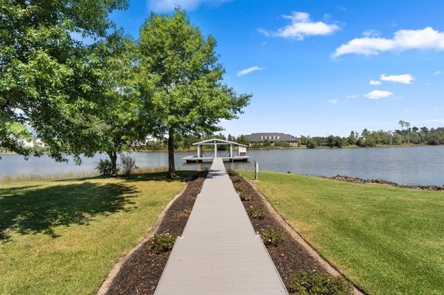 4225 W Tank Farm Road, Lake Charles, LA 70605