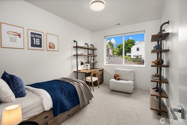 1729 34th Avenue, Seattle, WA 98122