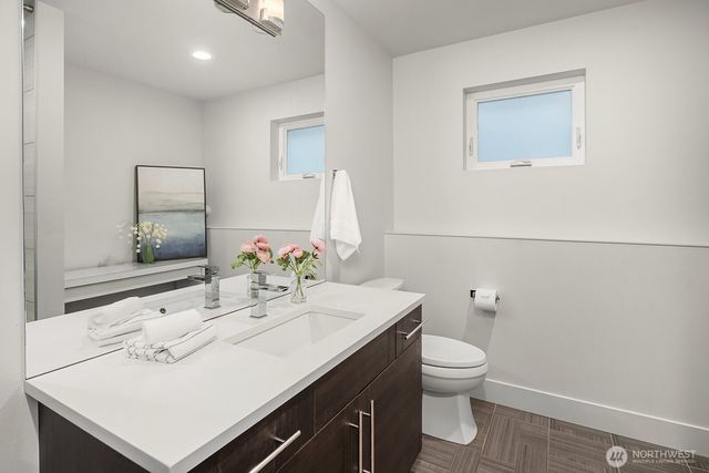 1729 34th Avenue, Seattle, WA 98122
