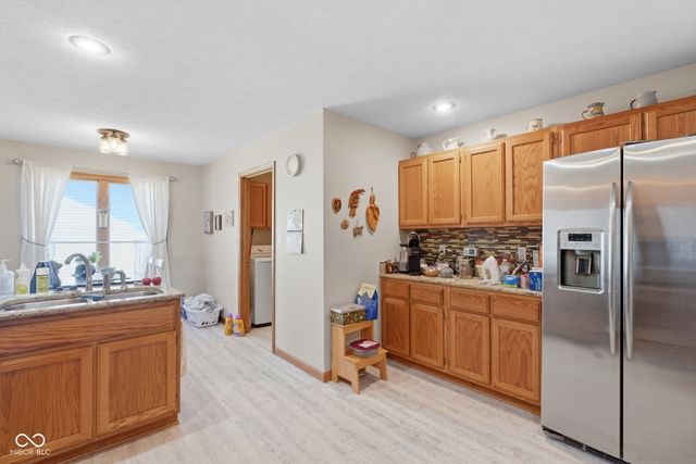 3442 Berkdale Drive, Columbus, IN 47203