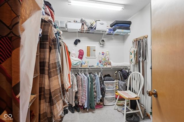 3442 Berkdale Drive, Columbus, IN 47203