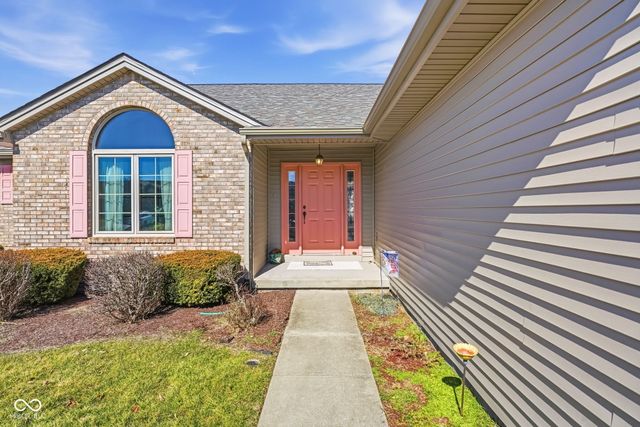 3442 Berkdale Drive, Columbus, IN 47203